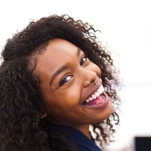 Meet your Posher, Joy